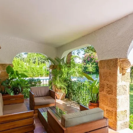 Carmenes By Ruralidays Vakantiehuis *