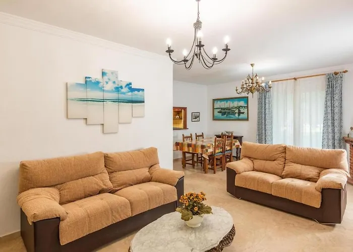 Сasa de vacaciones Carmenes By Ruralidays