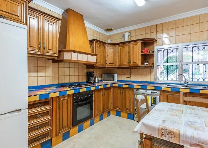 Carmenes By Ruralidays * كونيل ذي لا فرونتيرا